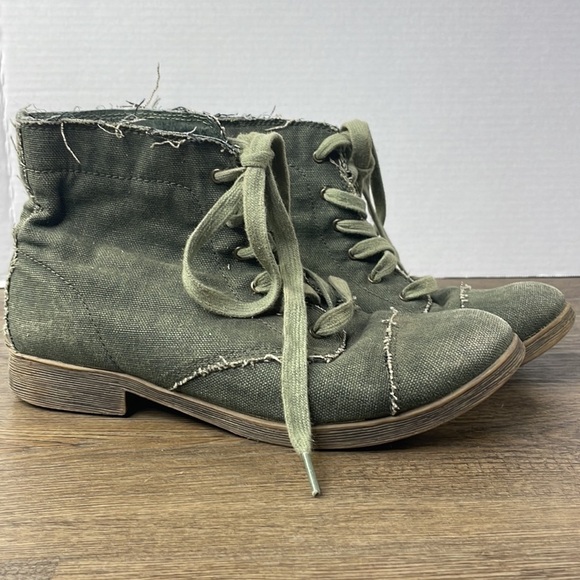 Zigi Soho Women’s Dark Green Onsite Canvas Ankle Bootie, size 8.5 - Picture 5 of 10